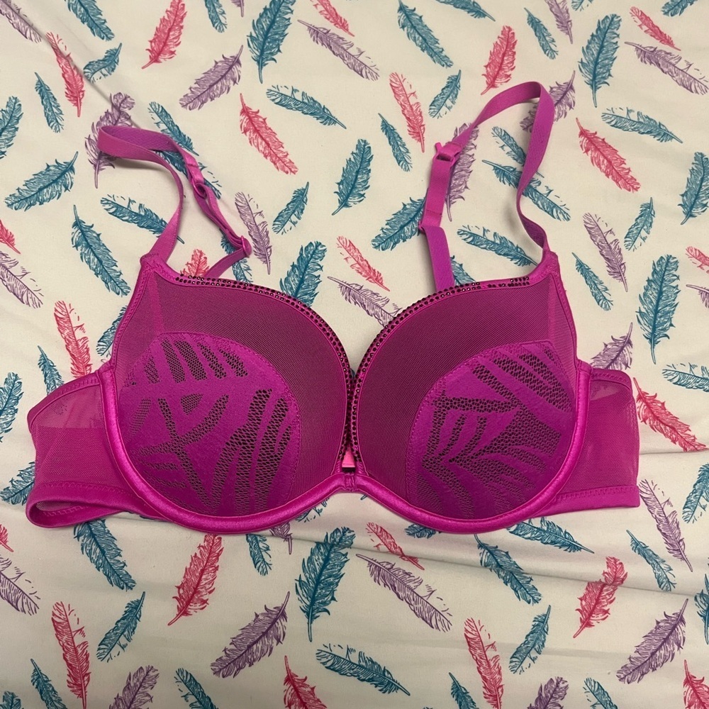 🌻La Senza Vibrant Pink Women's Bra